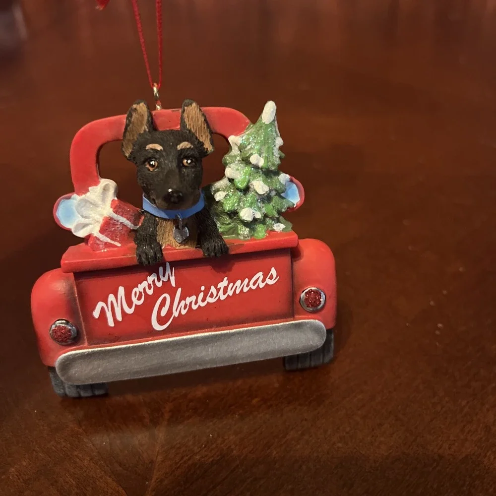 Dog  Doberman Back Truck‎ Ornament Merry Christmas Red Resin Tricolor Kurt Adler